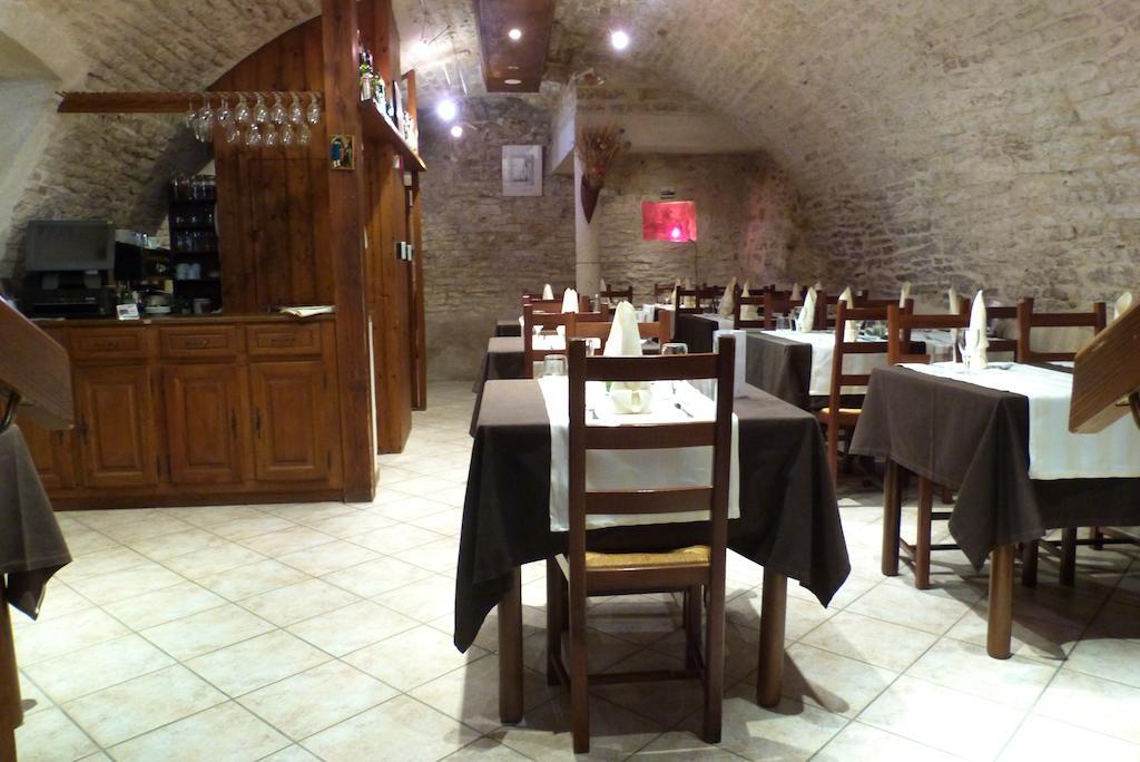 Hotel Du Donjon Champlitte-et-le-Prélot المظهر الخارجي الصورة