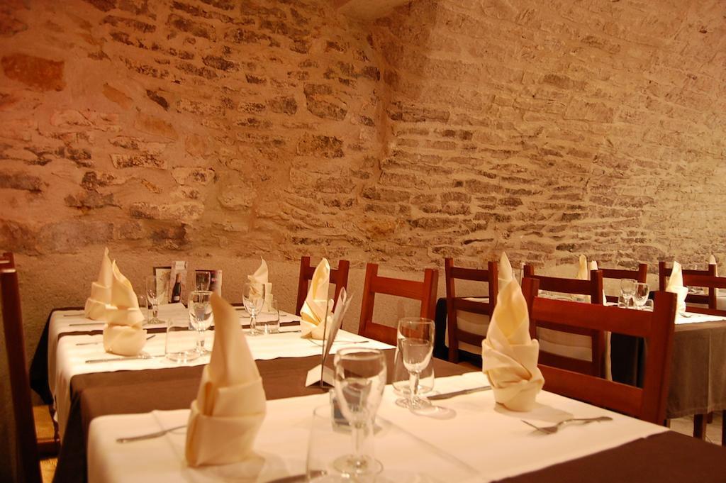 Hotel Du Donjon Champlitte-et-le-Prélot المظهر الخارجي الصورة