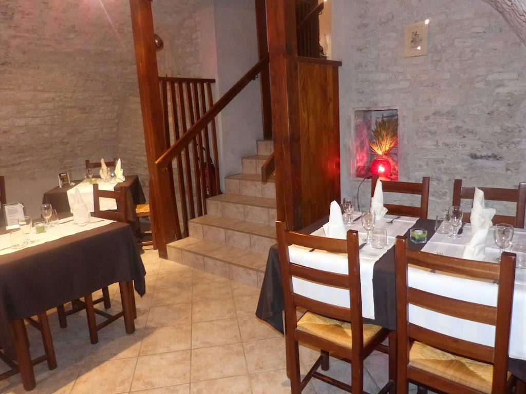 Hotel Du Donjon Champlitte-et-le-Prélot المظهر الخارجي الصورة